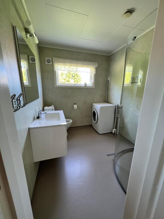 Lyngen House room 6